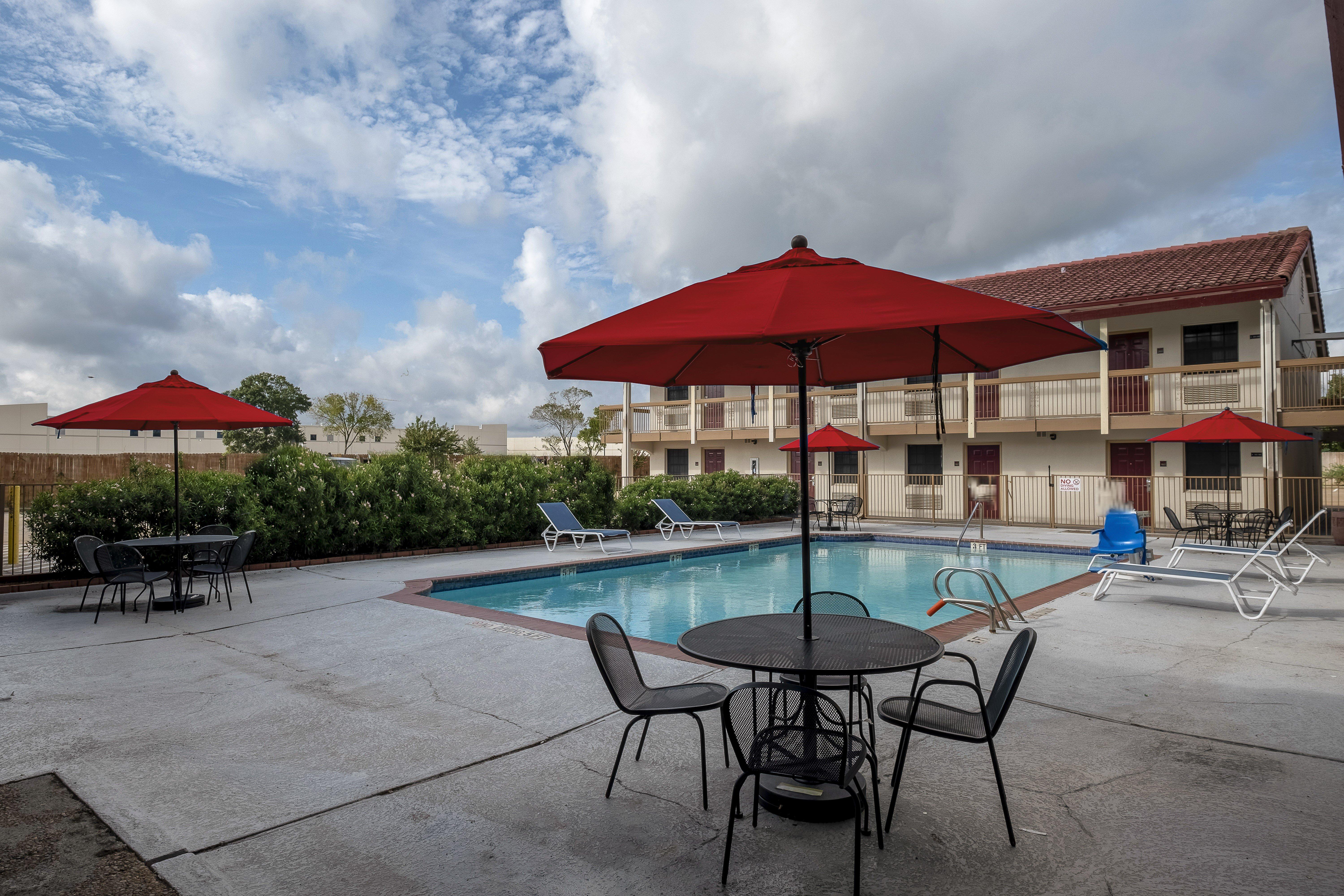 Red Roof Inn Houston North - Fm1960 & I-45 Westfield Eksteriør billede
